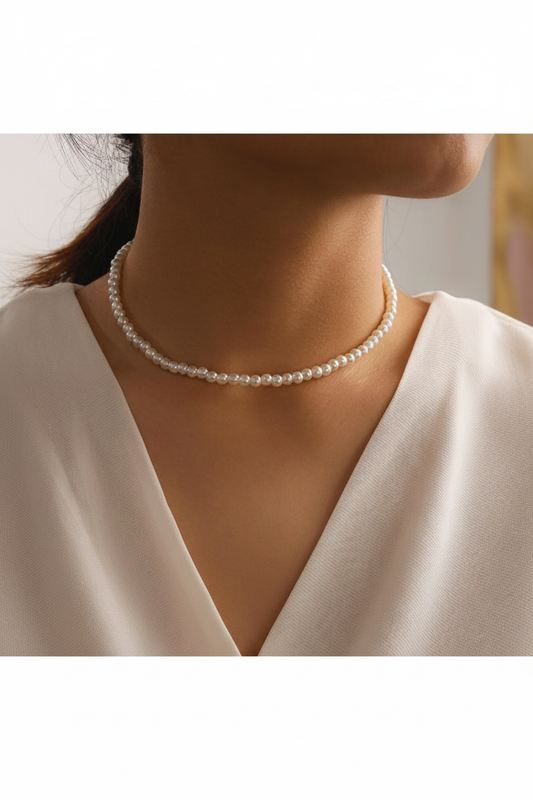 Amara Pearl Choker lifestyle